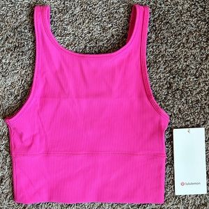 Lululemon size 4 NWT Power Pivot Tank
